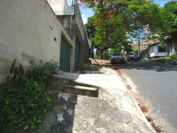 Pavements that are nothing but car entry ramps.