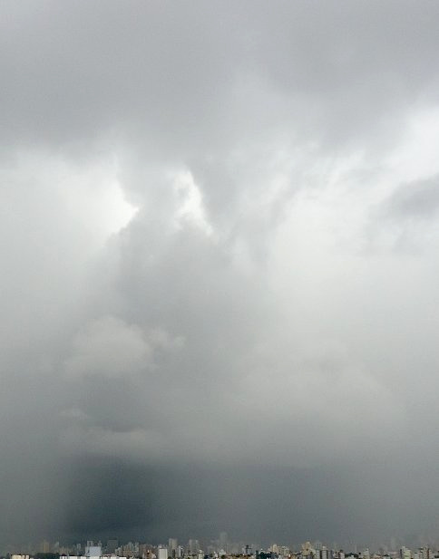 Storm clouds over Belo Horizonte-MG.