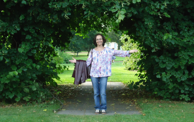 Dayse no jardim botânico de Edimburgo.